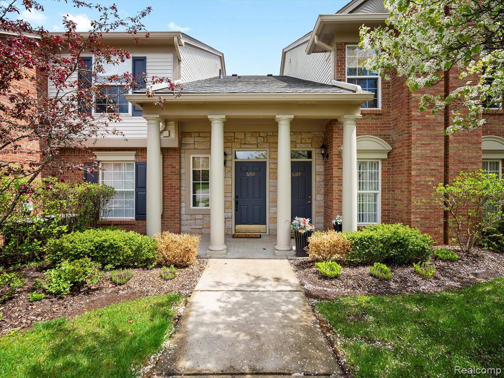Rochester, MI 48306,5289 BROOKEMONTE Circle