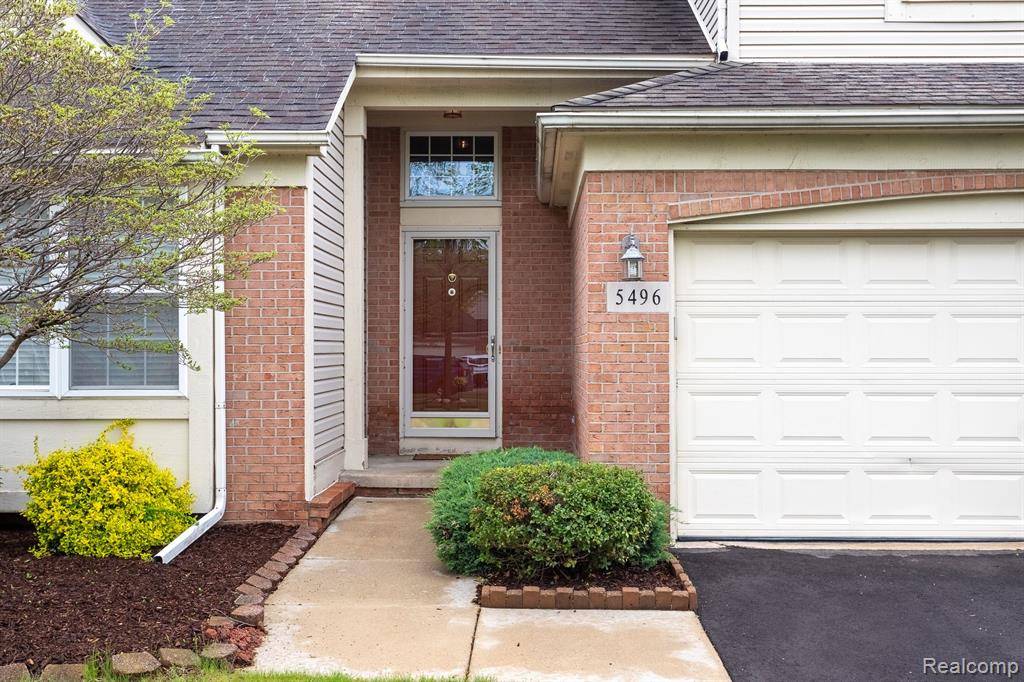 Trenton, MI 48183,5496 GREENWAY Drive