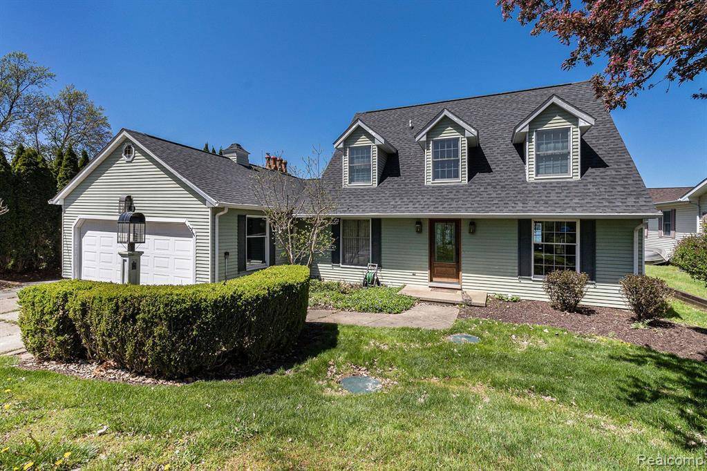 South Lyon, MI 48178,9528 SILVERSIDE Drive
