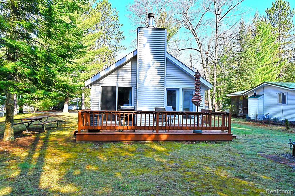St. Helen, MI 48656,1510 MAPLE Avenue
