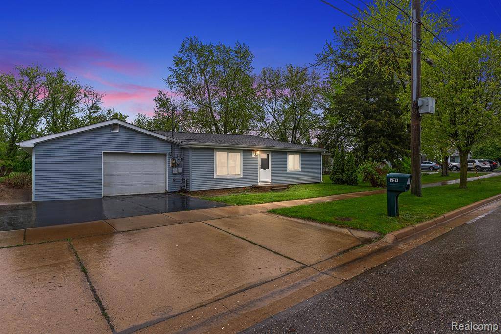 Fowlerville, MI 48836,237 S EAST Street
