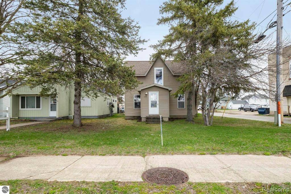 Kalkaska, MI 49646,110 W 4TH Street