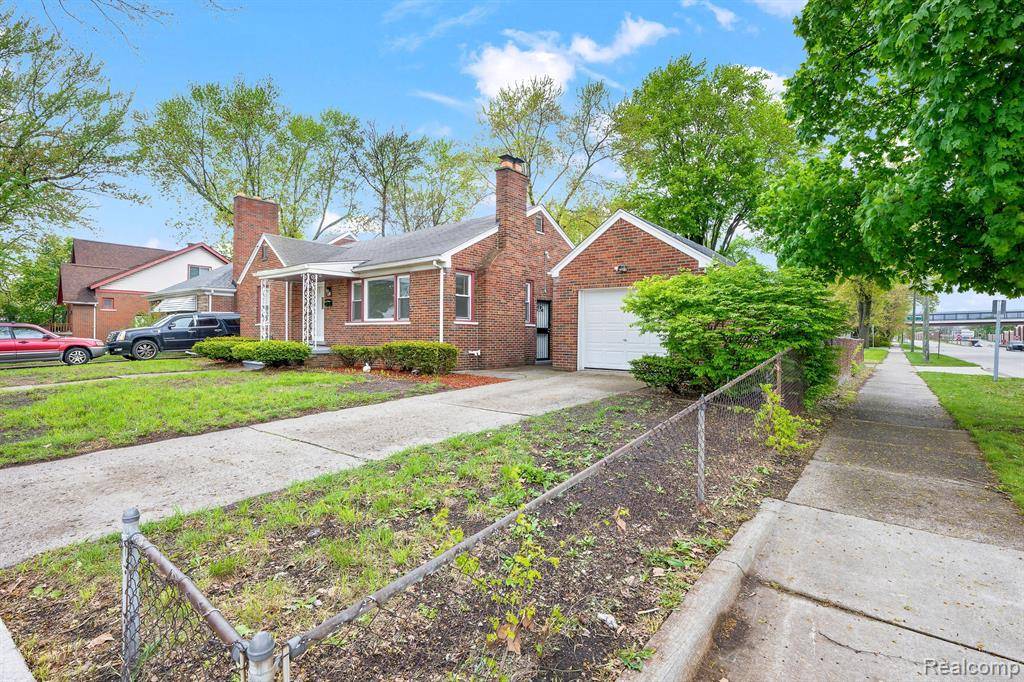 Hazel Park, MI 48030,839 E HAYES Avenue