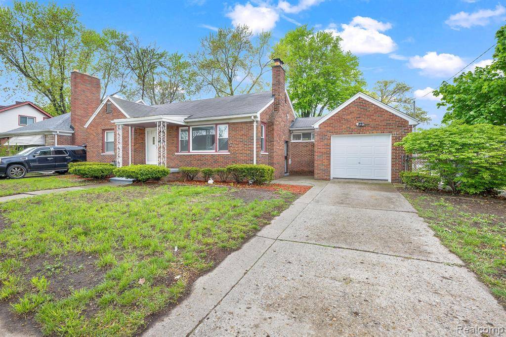 Hazel Park, MI 48030,839 E HAYES Avenue