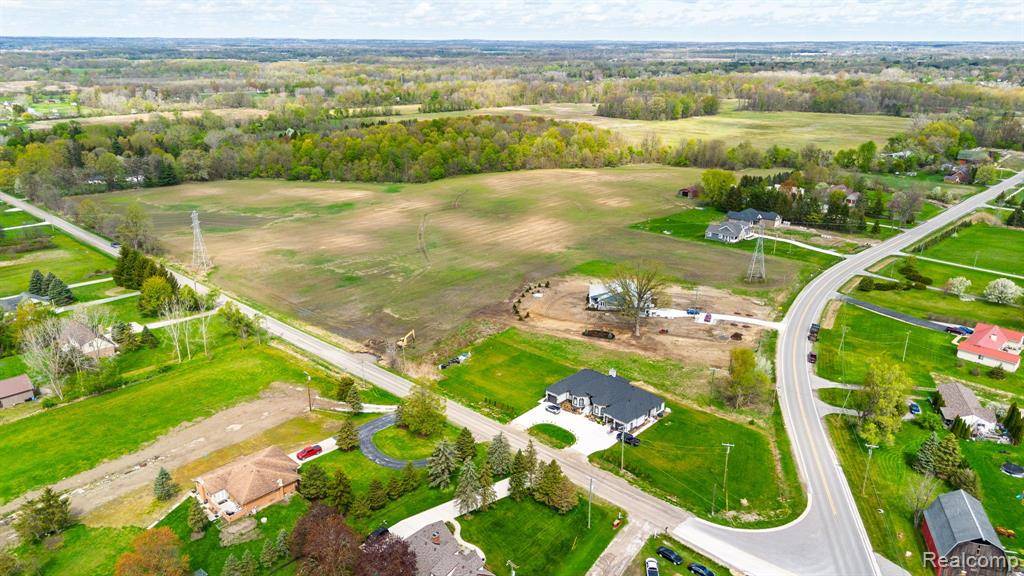 Macomb, MI 48042,24315 CHAPMAN Road