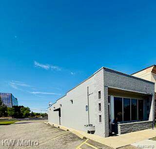 Southfield, MI 48033,24070 W 10 MILE Road