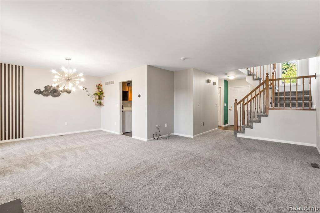 Canton, MI 48187,42036 SARATOGA Circle