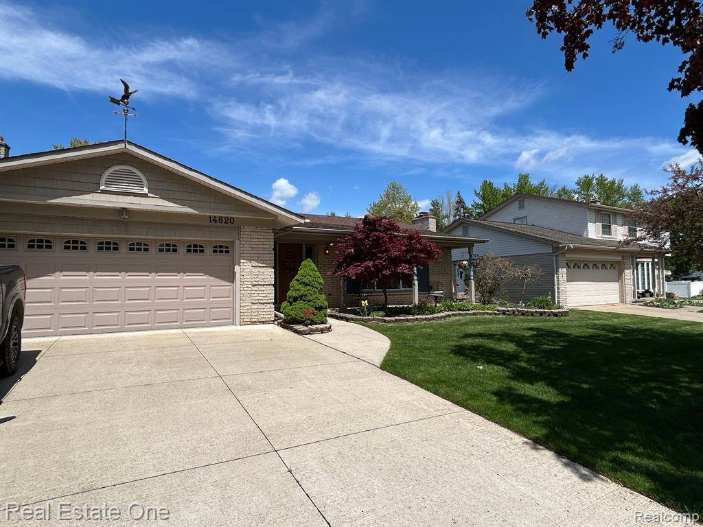 Riverview, MI 48193,14820 OLD TOWN Drive