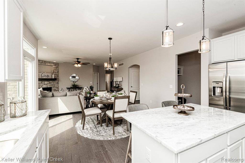 Troy, MI 48083,2204 ORPINGTON Drive