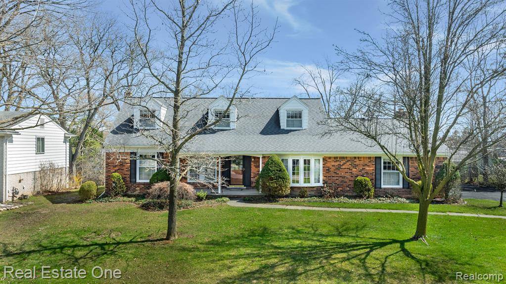 Farmington Hills, MI 48334,26254 KILTARTAN Street
