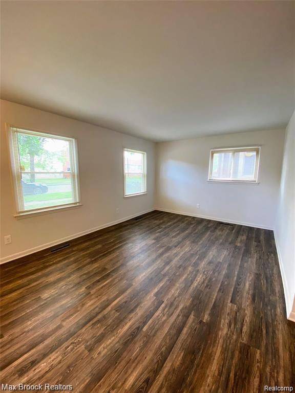Ferndale, MI 48220,358 W BENNETT Avenue