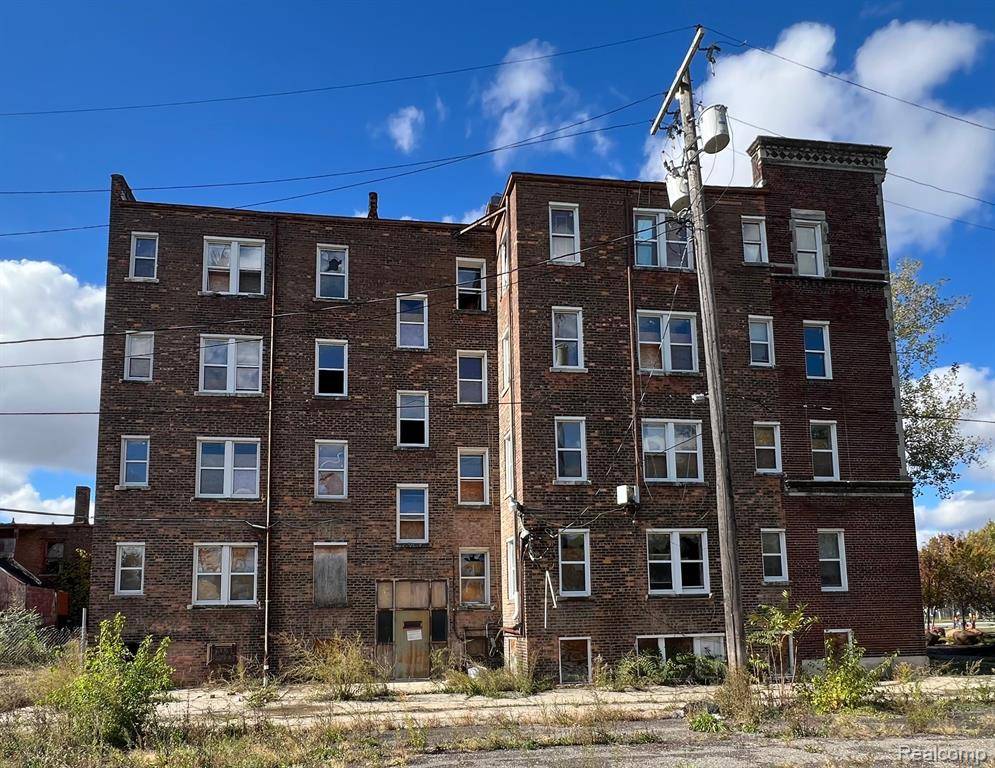 Detroit, MI 48206,12170 DEXTER Avenue