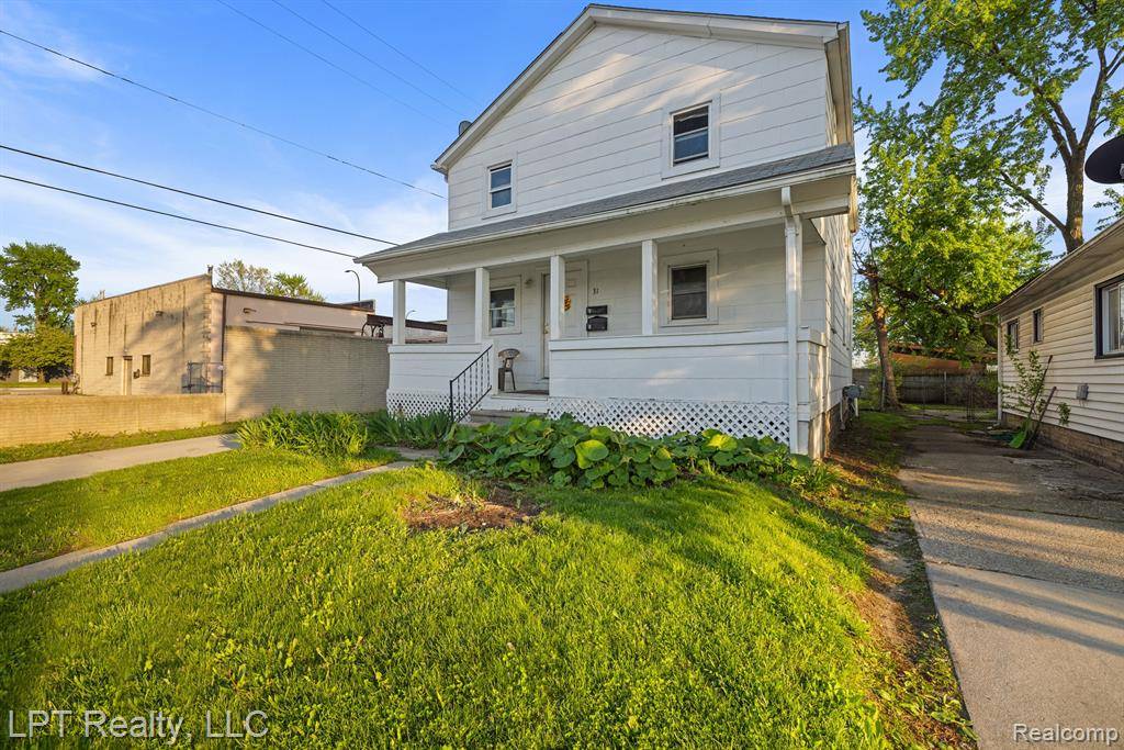 Madison Heights, MI 48071,31 W BARRETT Avenue