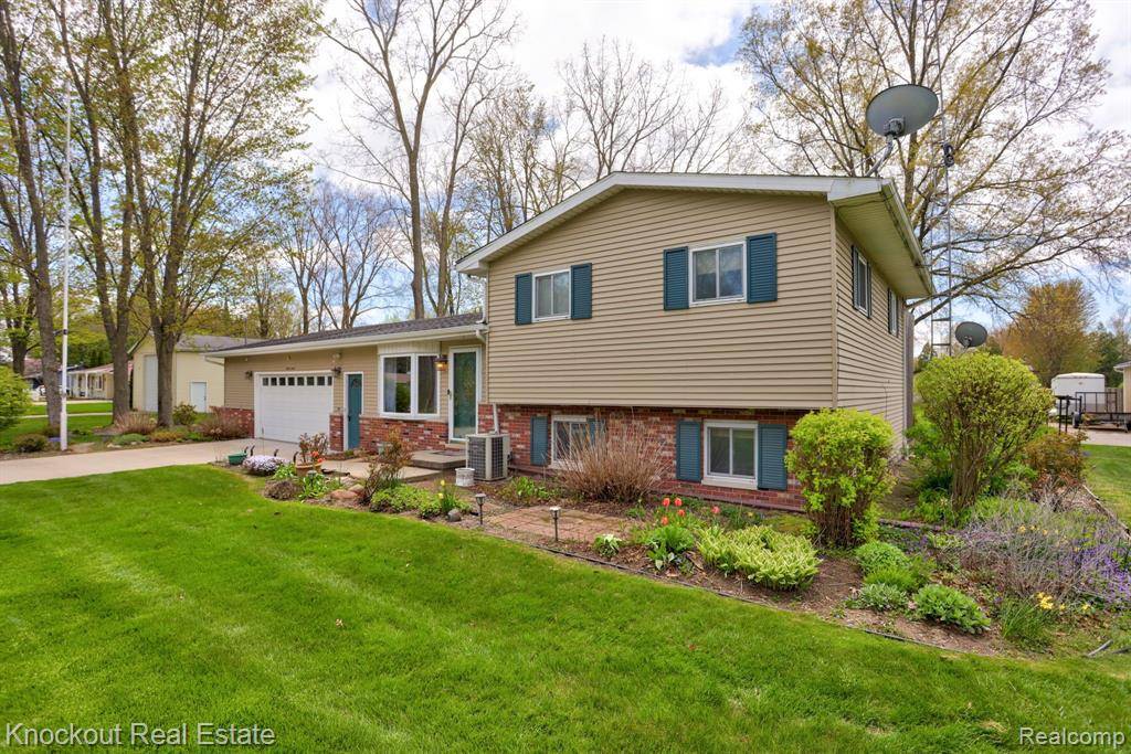 Birch Run, MI 48415,3020 E CURTIS Road