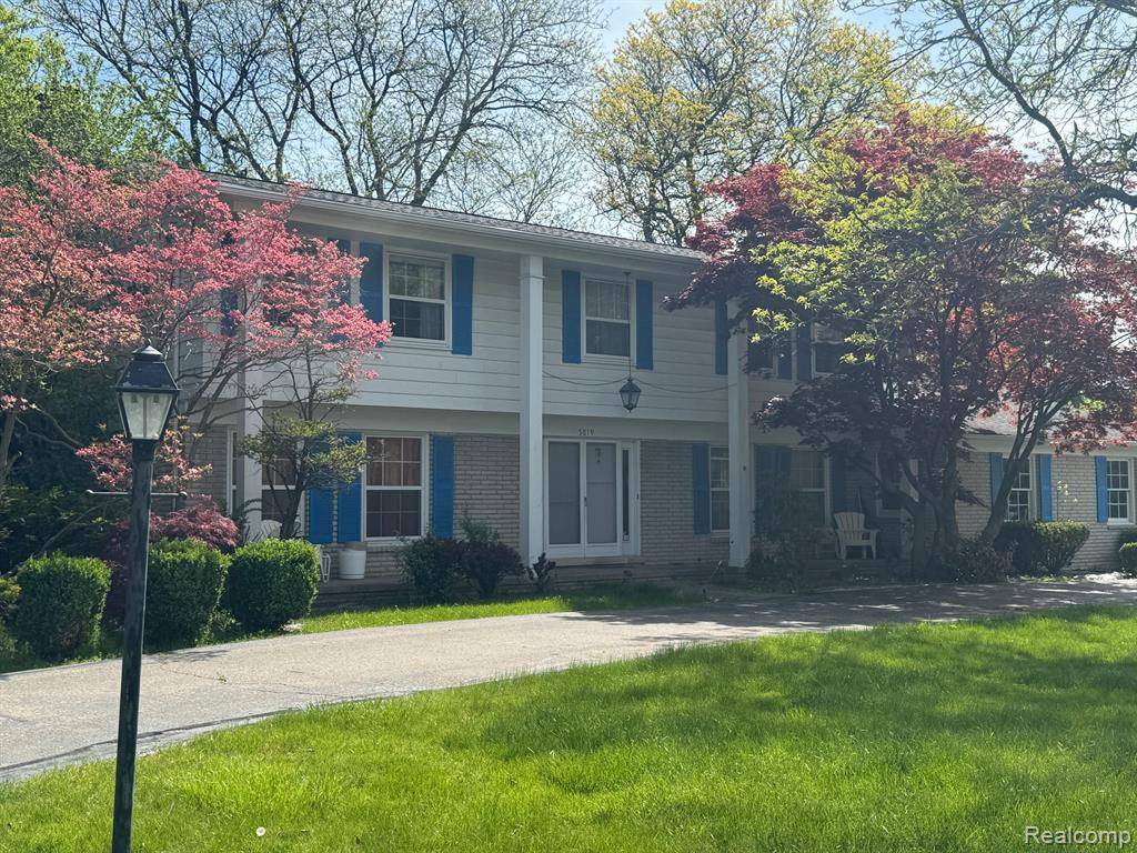 Bloomfield Hills, MI 48301,5819 RAVEN Road
