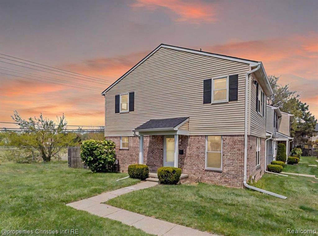 Clinton Twp, MI 48036,37063 Brynford Drive