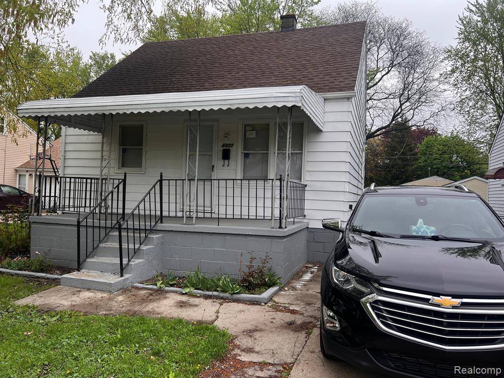 Warren, MI 48089,8431 RIVARD Avenue