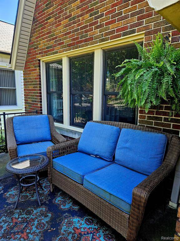Wyandotte, MI 48192,423 MAPLE Street