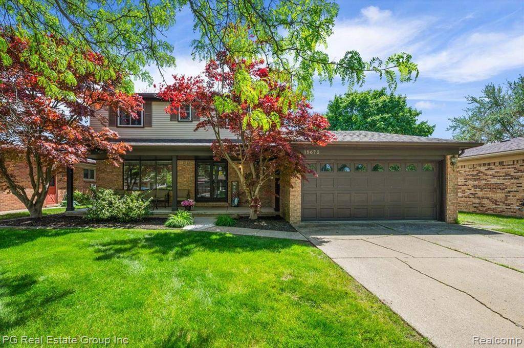 Macomb, MI 48044,15672 ROBERT Drive