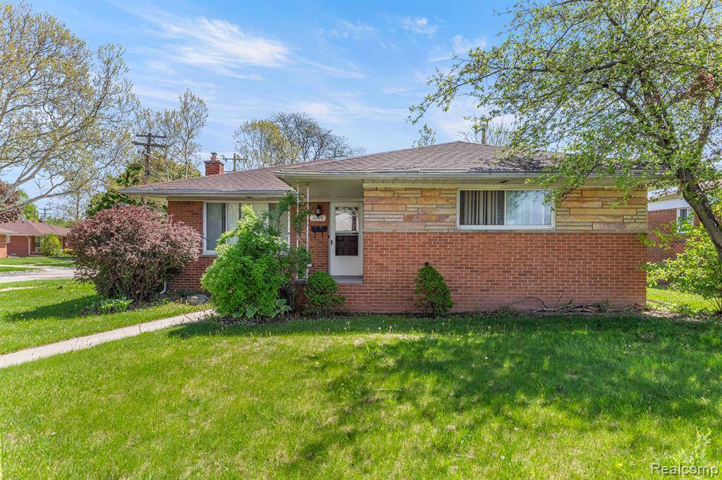 Dearborn Heights, MI 48127,6240 SHADOWLAWN Street