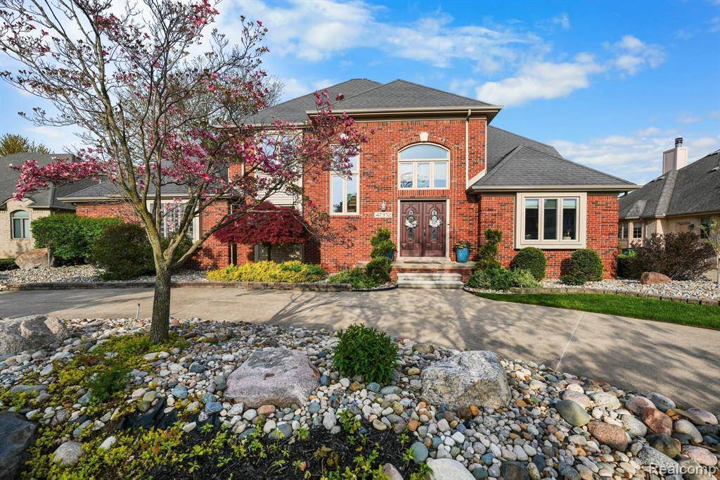 Shelby Twp, MI 48315,47352 DOVE Court