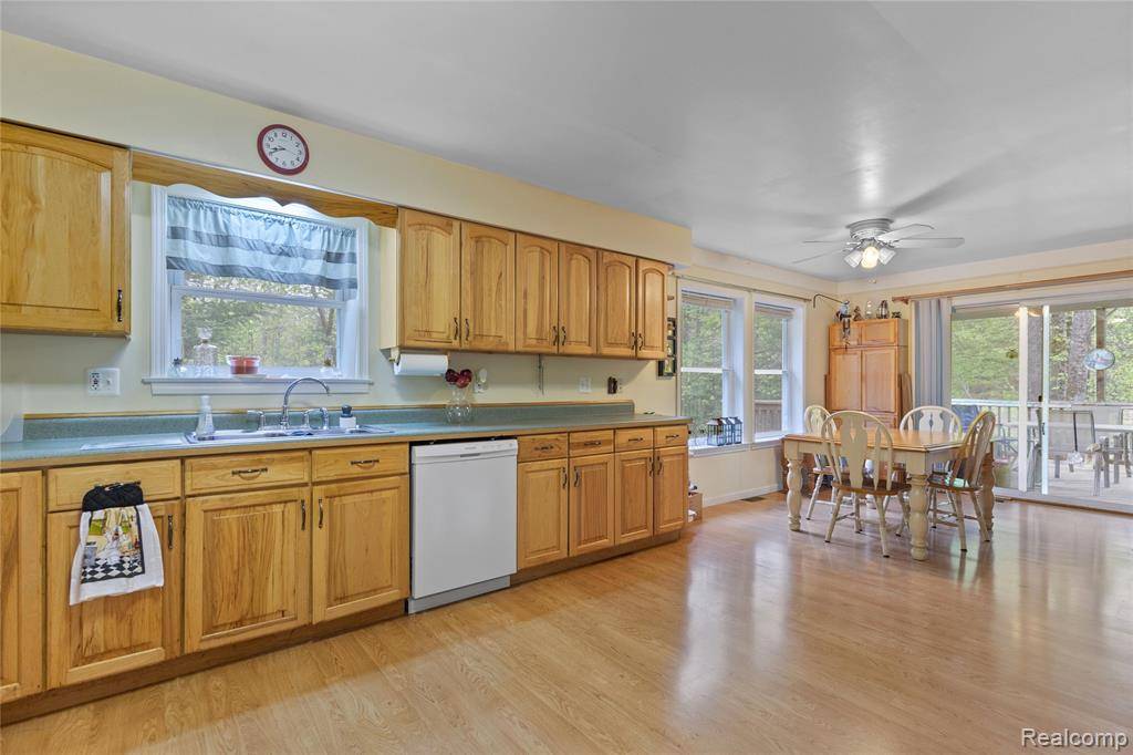 Prescott, MI 48756,1412 RIFLE RIVER Drive