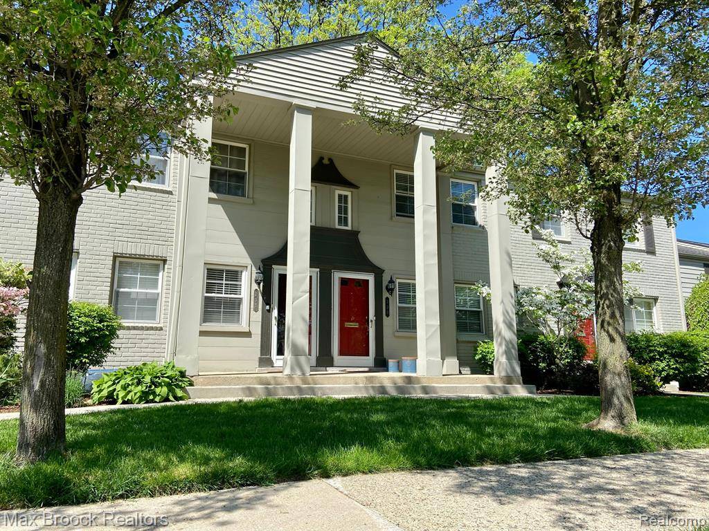 Birmingham, MI 48009,730 GRAEFIELD CT. Court