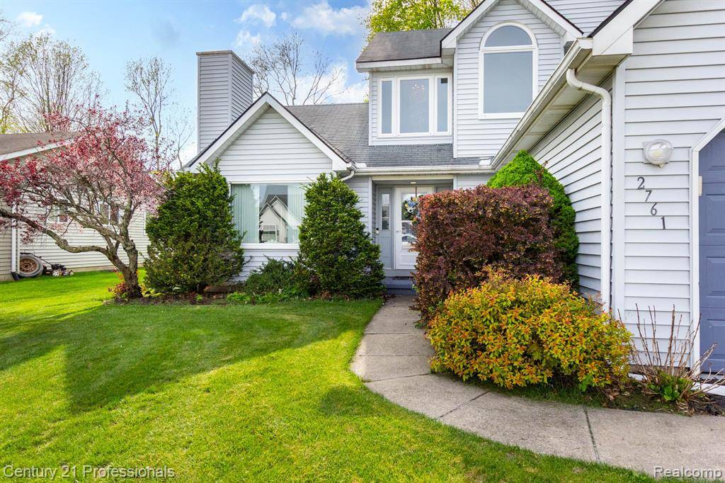 Waterford, MI 48328,2761 TOMAHAWK Drive