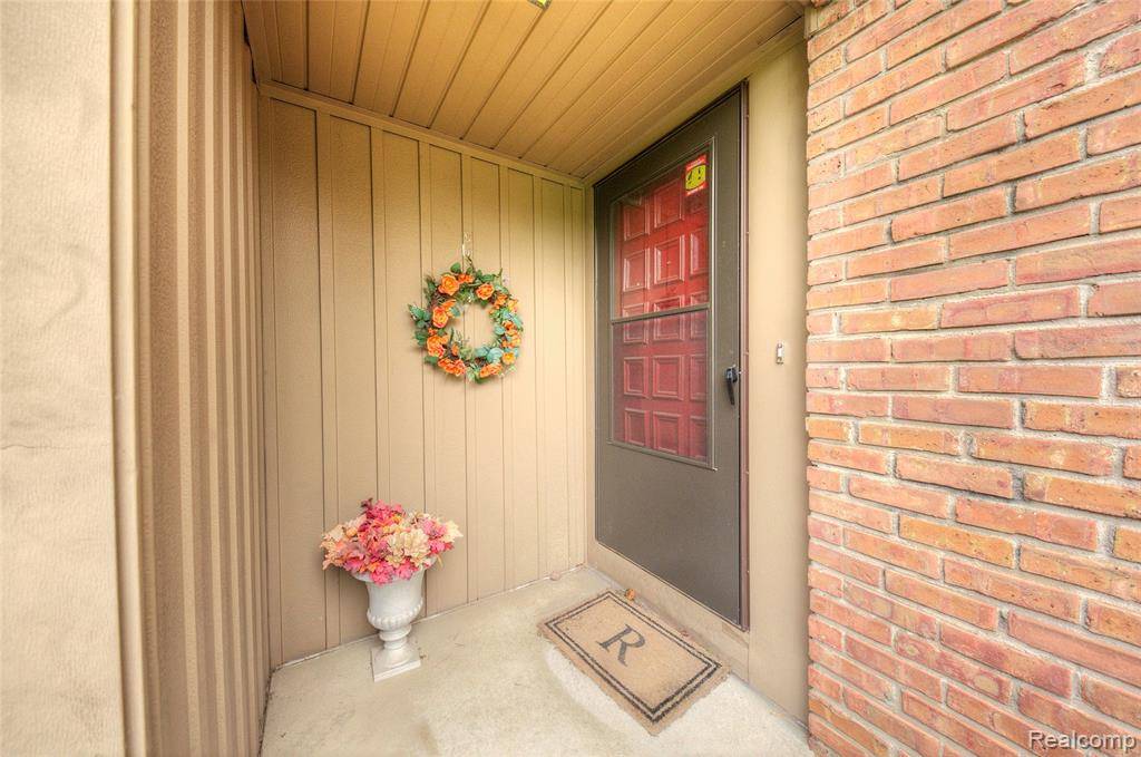 Canton, MI 48187,41674 BEDFORD Drive