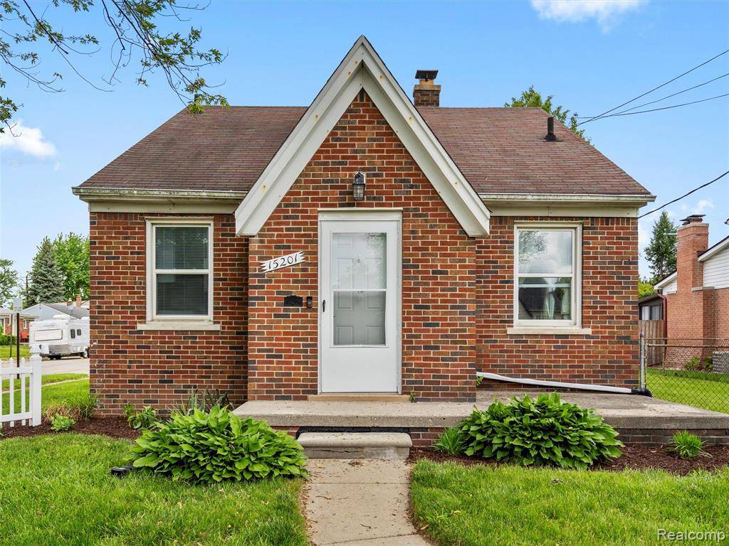 Eastpointe, MI 48021,15201 Crescentwood Avenue