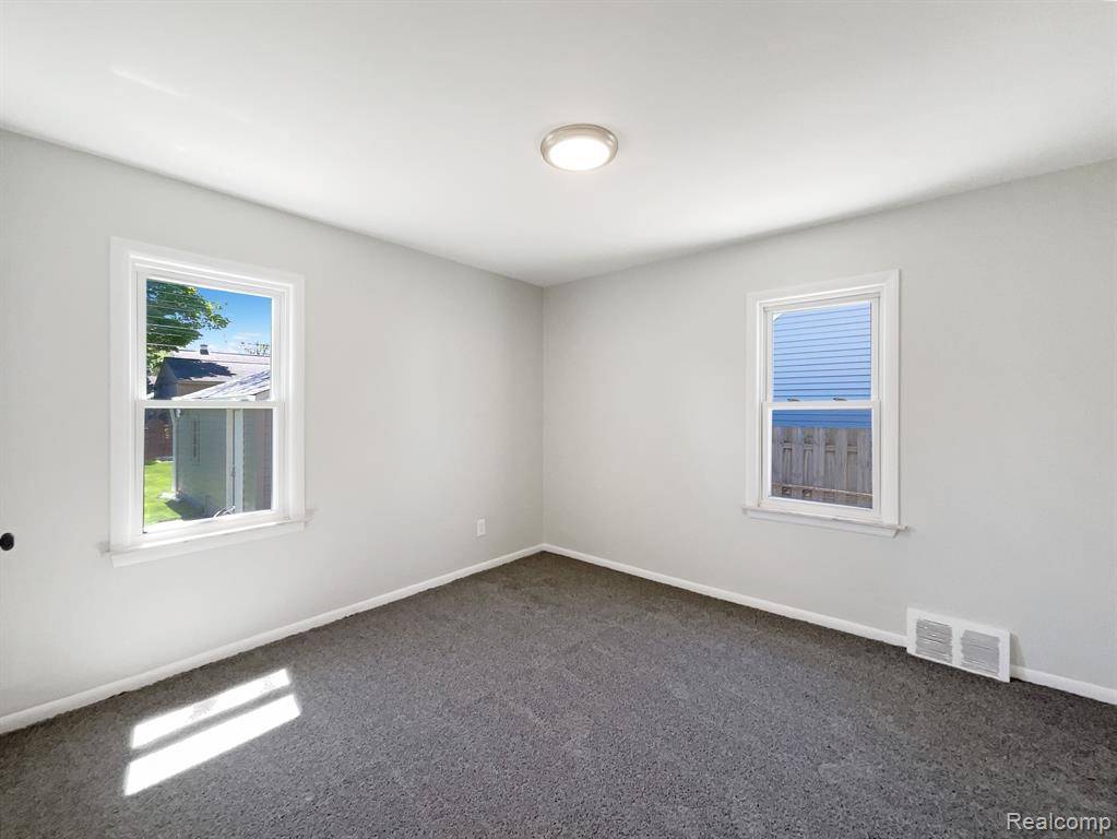 Clawson, MI,419 LEROY Avenue