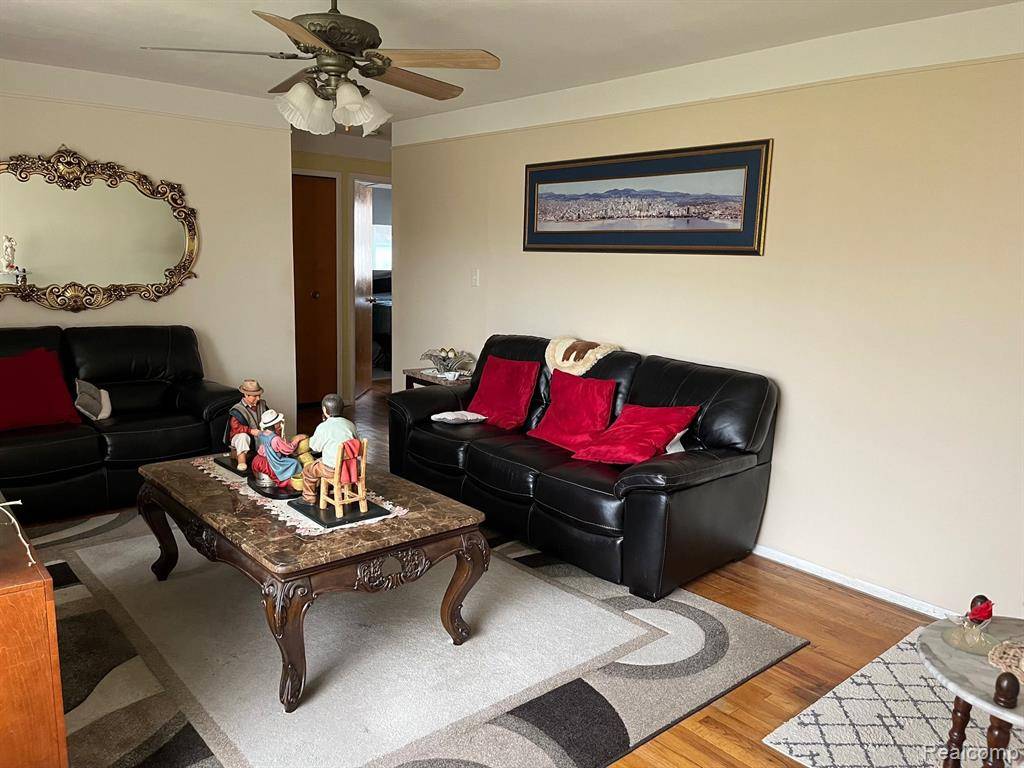 Livonia, MI 48150,32506 JOY Road