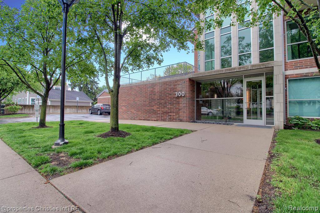 Plymouth, MI 48170,300 Hamilton Street