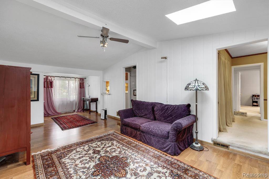 Farmington Hills, MI 48334,29810 David Street