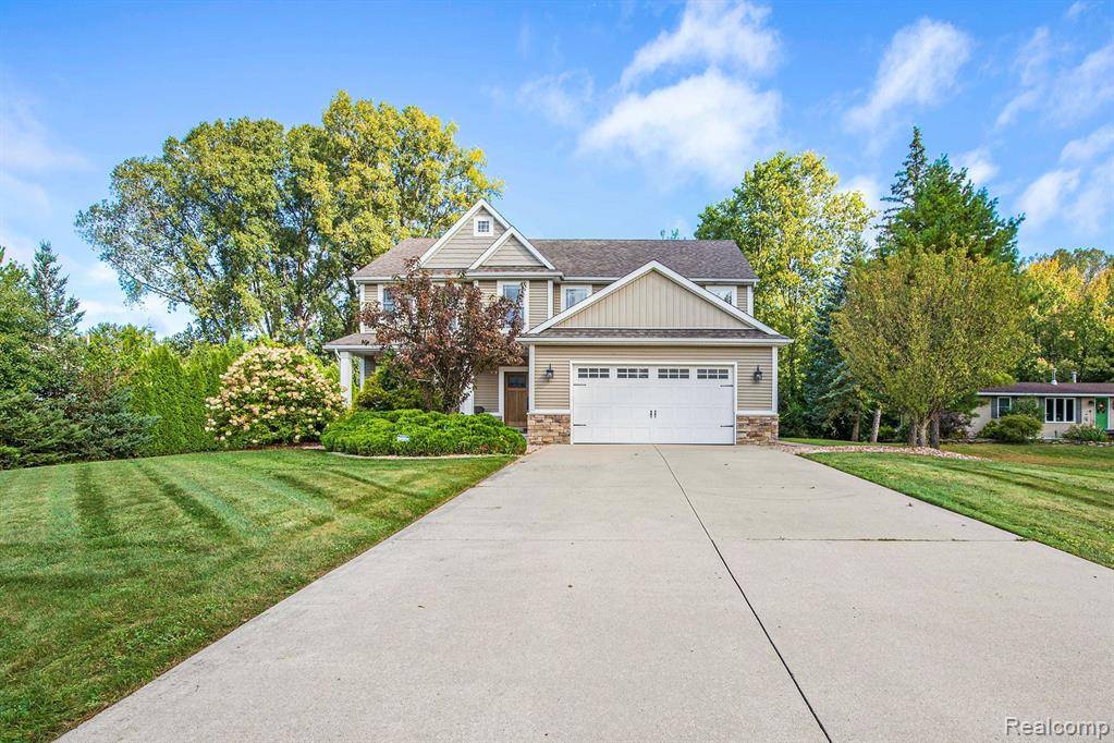 Rochester Hills, MI 48309,1806 GRACE Avenue