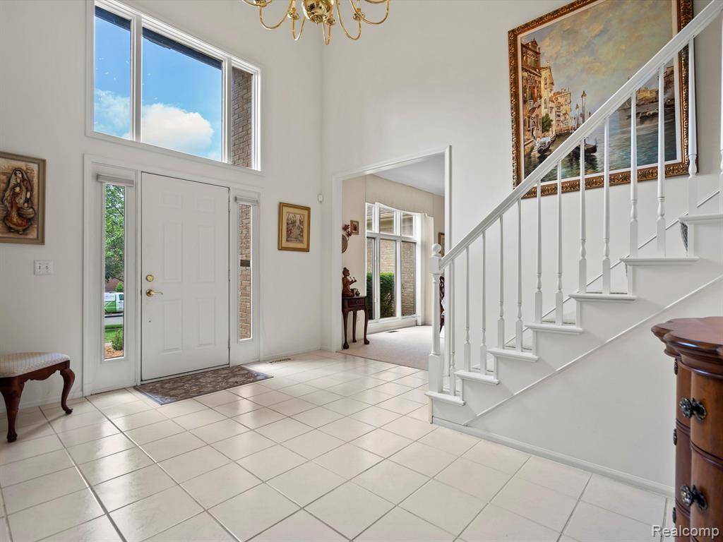 West Bloomfield, MI,6671 CHELSEA