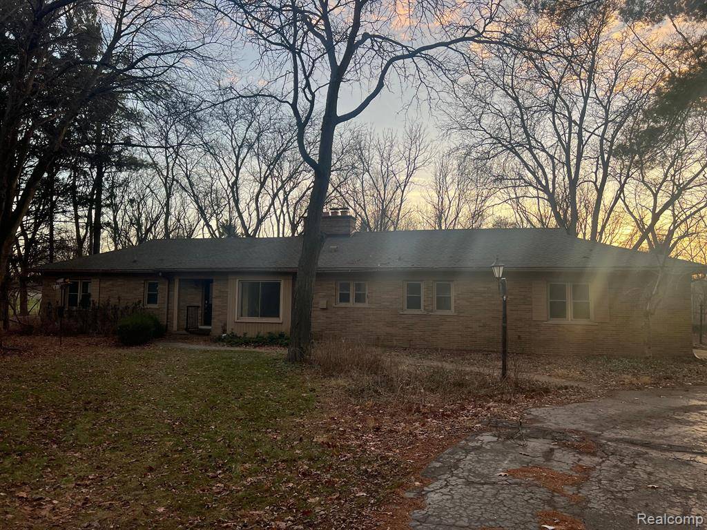 Northville, MI 48167,47105 STRATFORD