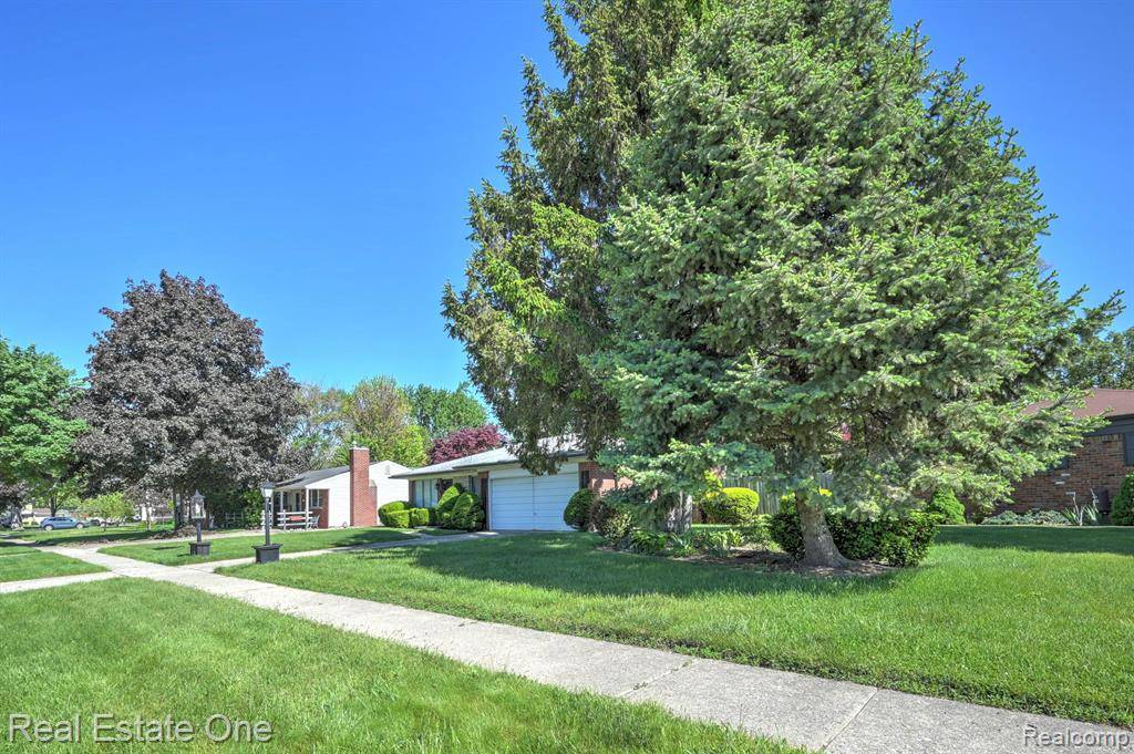 Sterling Heights, MI 48313,11837 METEOR Drive