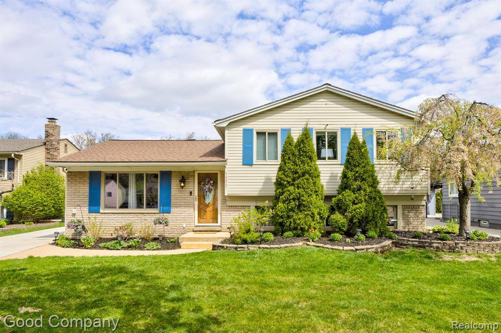 Sterling Heights, MI 48313,14547 ALPENA Drive