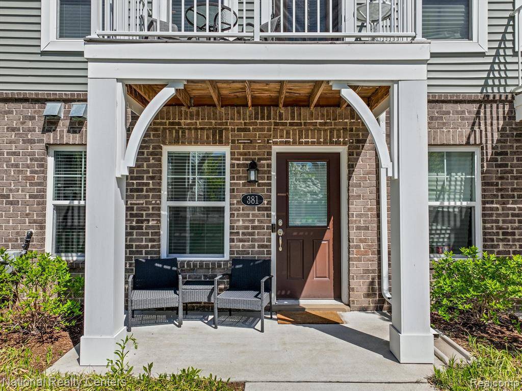 Ferndale, MI 48220,381 HEATHERDALE Lane