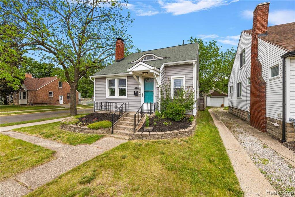 Ferndale, MI 48220,854 PINECREST Drive