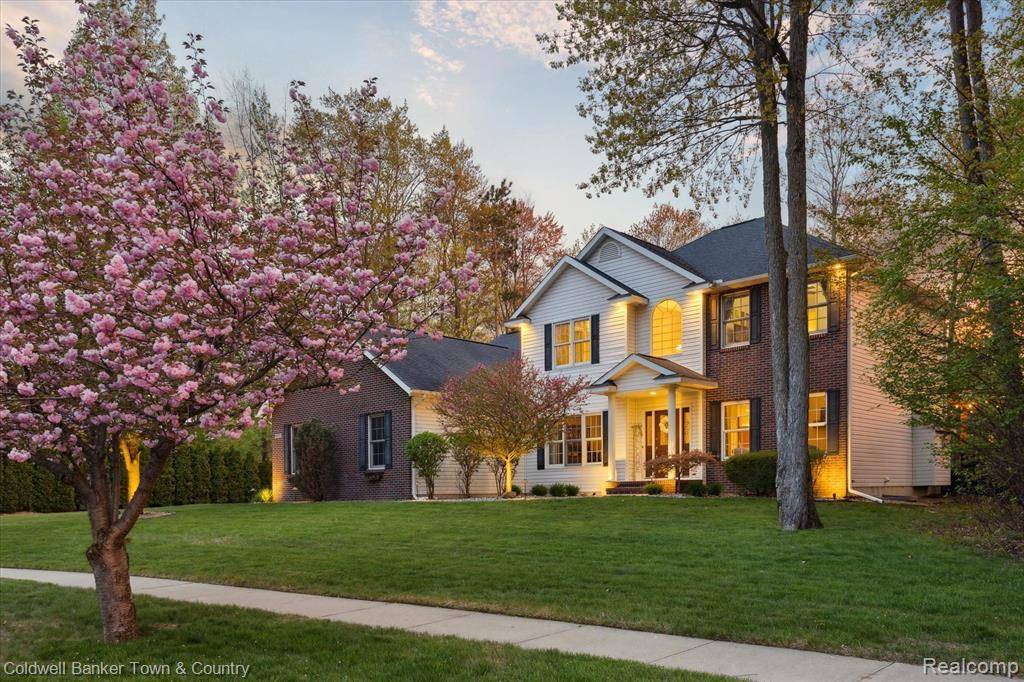 Midland, MI 48642,5205 RIDGEVIEW Court