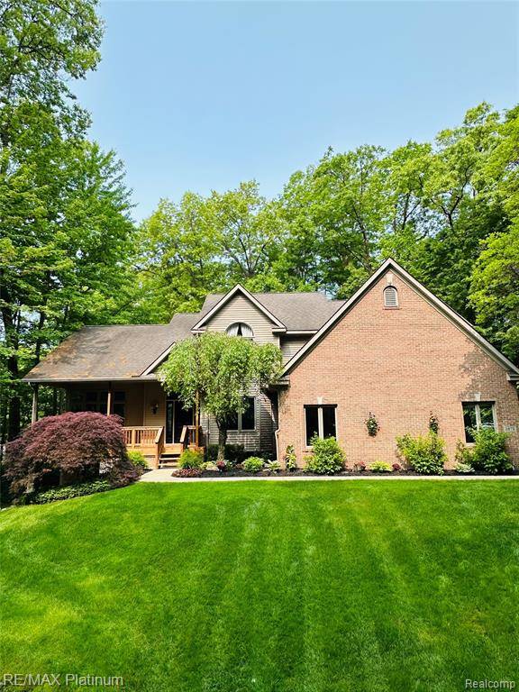 Hartland, MI 48353,3873 HARTLAND HILLS DRIVE