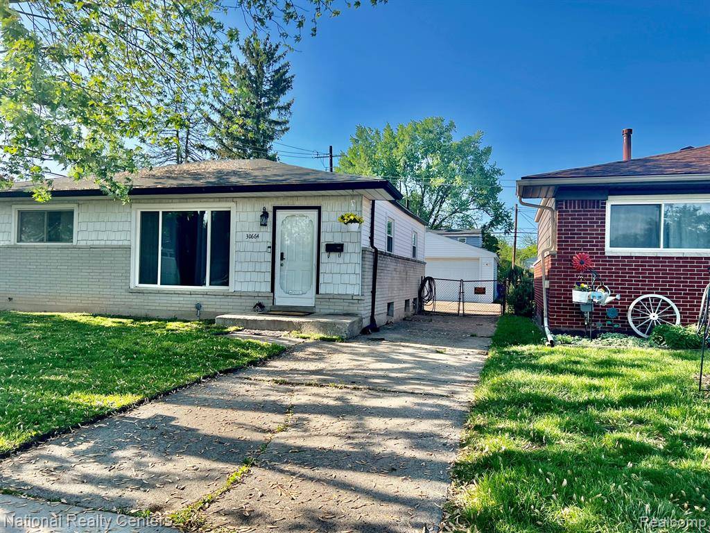 Westland, MI 48186,30664 BURLINGTON Street