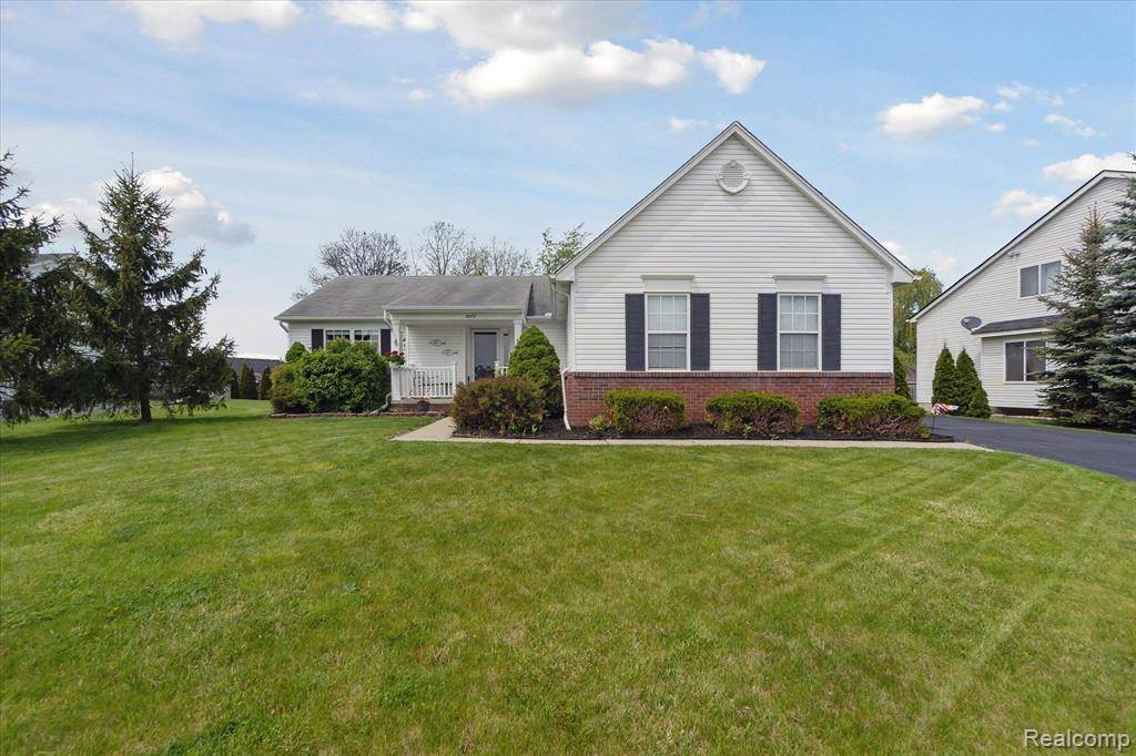 Grand Blanc, MI 48439,8072 LARK Lane