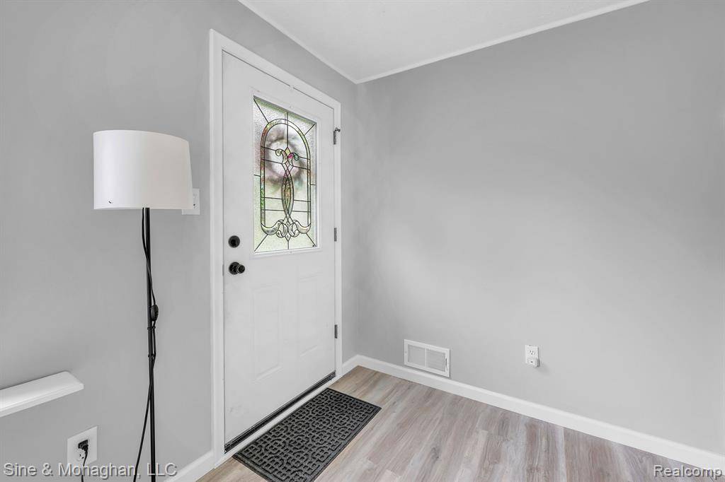 Ypsilanti, MI 48198,2514 HEARTHSIDE Drive