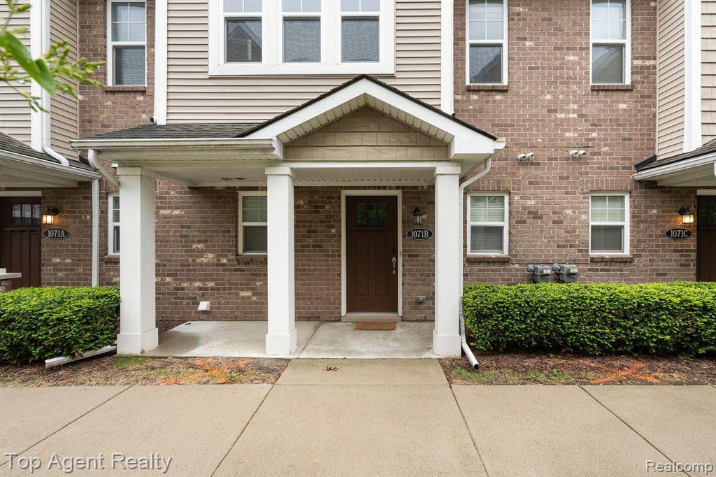 Royal Oak, MI 48067,1071 N SHERMAN Drive