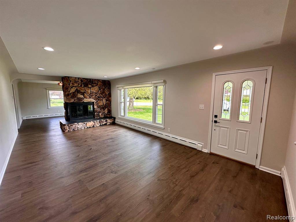 Utica, MI 48317,45295 GRANT PARK Avenue