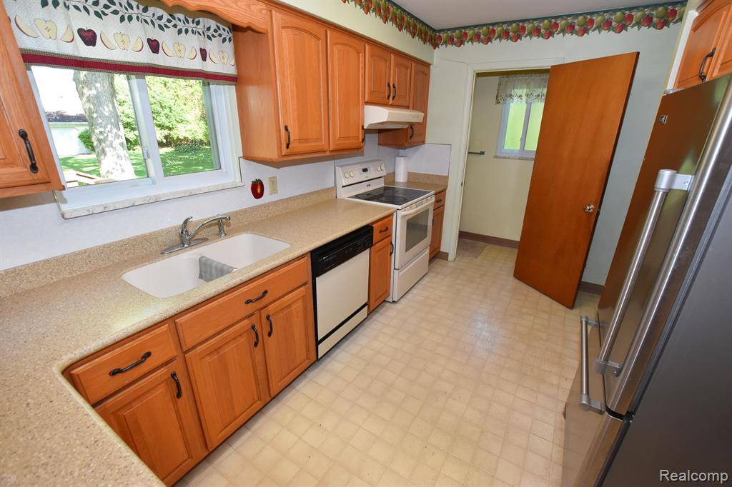 Clio, MI 48420,11365 RUNNELLS Drive
