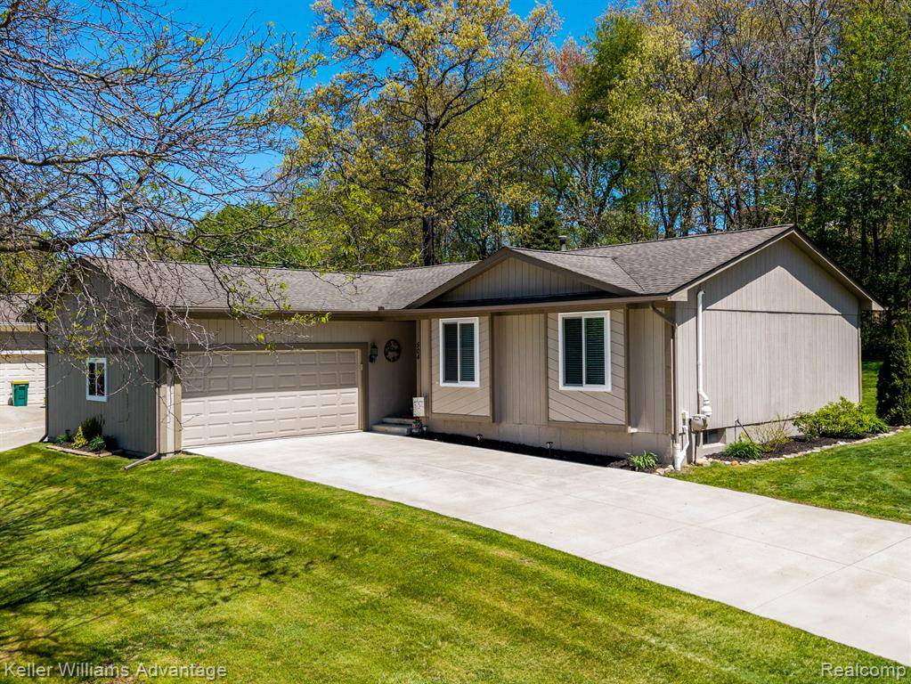Brighton, MI 48116,504 GLENWYTH Road